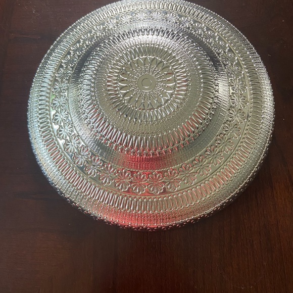 Beautiful Large 11-1/2” dia. Aqua & Silver Glass Bowl - Picture 3 of 6